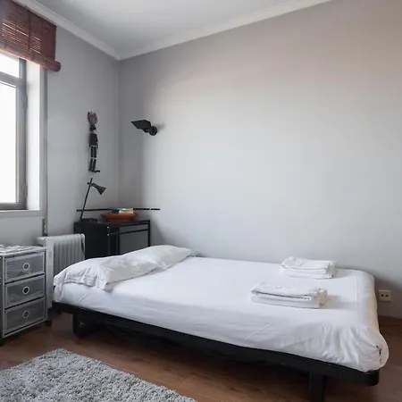 Feels Like Beato Rooftop Flat Apartment *